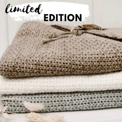 Knit Factory LIMITED EDITION Dreieckschal / COCO 